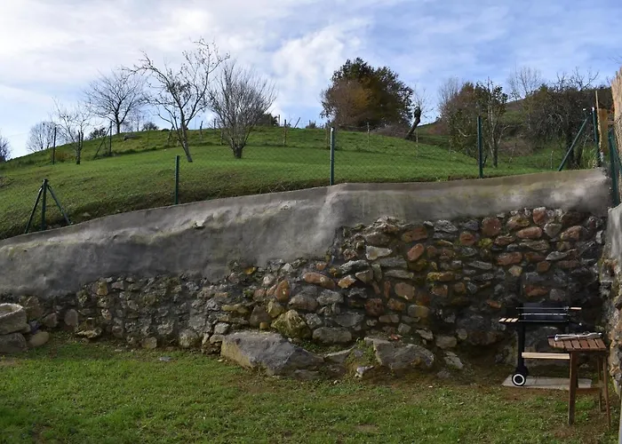 Lejlighed La Antigua Cuadra Es Un De Piedra Y Altos Techos De Madera Con Mucho Encanto, Jardin Privado Con Barbacoa Y Acceso Al Rio Ason Ramales de la Victoria