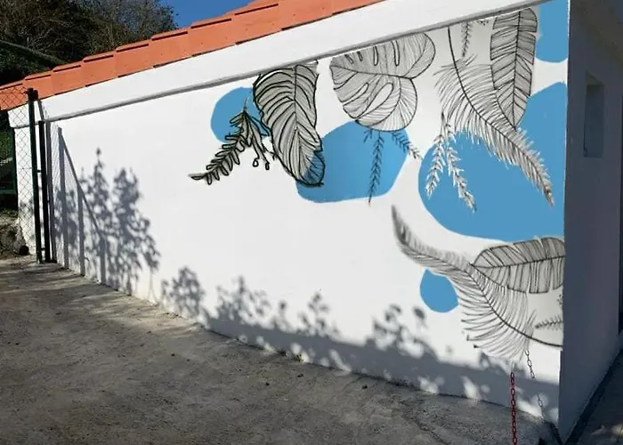 Apartment La Antigua Cuadra: Rustic Stone With Garden And River Access