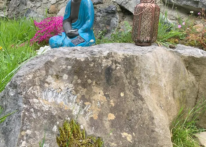La Antigua Cuadra Es Un De Piedra Y Altos Techos De Madera Con Mucho Encanto, Jardin Privado Con Barbacoa Y Acceso Al Rio Ason